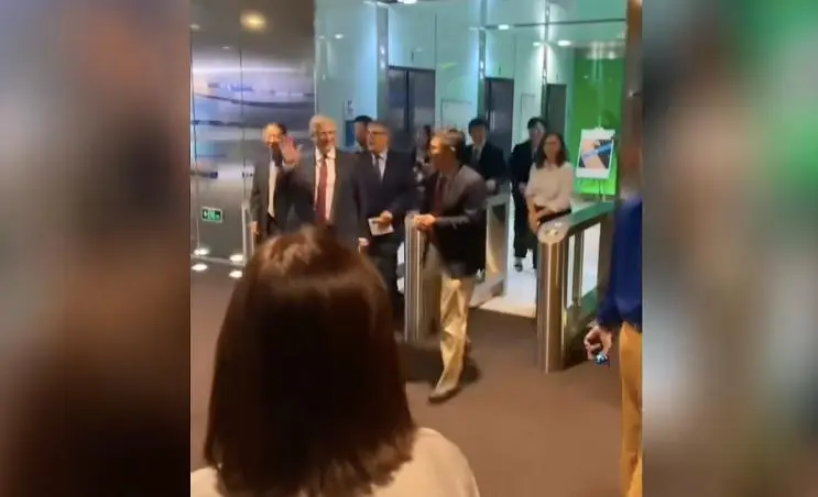 比尔·盖茨第18次访华发表重要讲话：AI是人类的第二次革命性转机