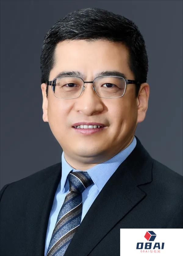 市政协委员陈前斌：让人工智能教育在重庆市中小学落地生根