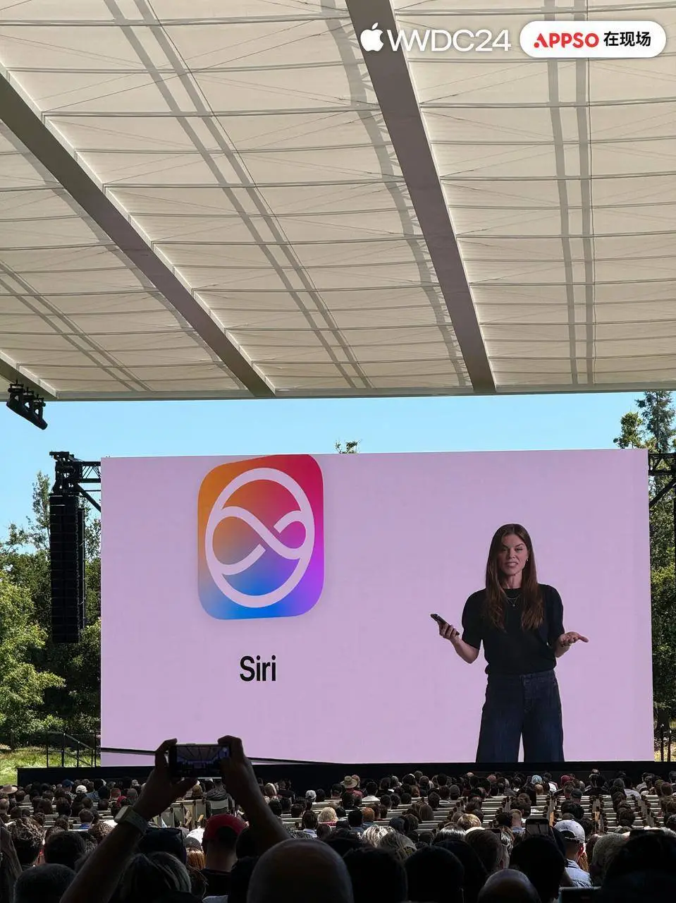 被马斯克炮轰的Apple智能,为什么更接近理想的AI形态? 被马斯克炮轰的Apple智能,为什么更接近理想的AI形态?