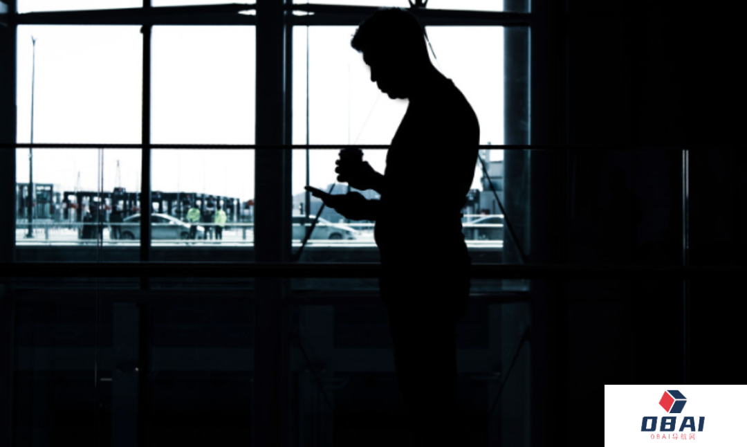 10分钟就被AI骗走430万!真实诈骗案震惊全网,官方:AI诈骗成功率接近100% 10分钟就被AI骗走430万!真实诈骗案震惊全网,官方:AI诈骗成功率接近100%