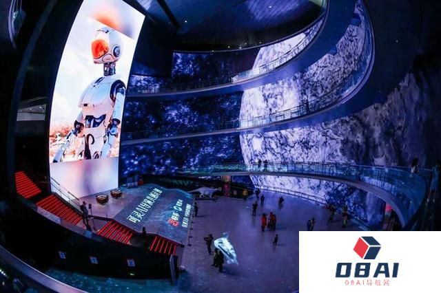 当导演与AI“共创”，能打造出怎样的电影短片？