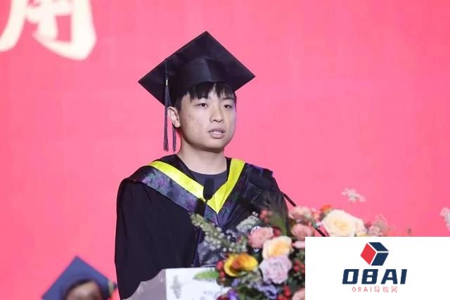 本科就在人工智能顶级会议发表论文，他从江大直博香港科技大学