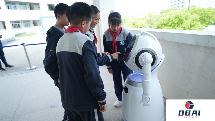 人工智能课程进课表，校园打造智能学习空间，这些学校让AI全面赋能学生成长