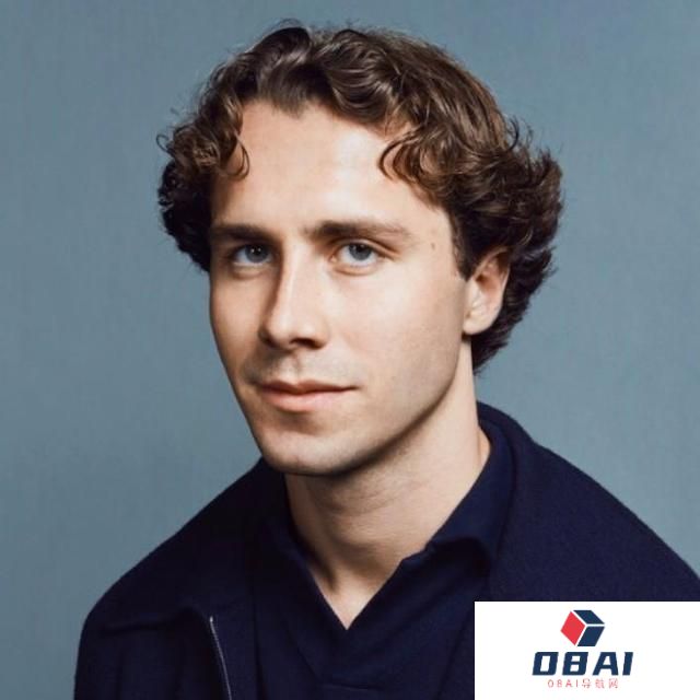 天才创始人对谈AI教父Hinton：多模态是AI的未来，医疗将发挥AI最大的潜力