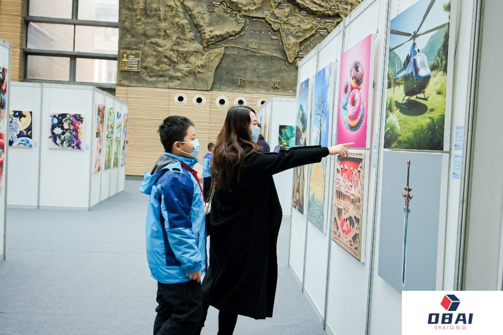 陕西：海峡两岸青少年AIGC作品交流联谊活动启动！两岸各界代表和师生近400人参加了活动