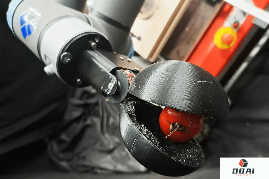 研究人员借助 ChatGPT 的帮助，打造了一个西红柿采摘机器人