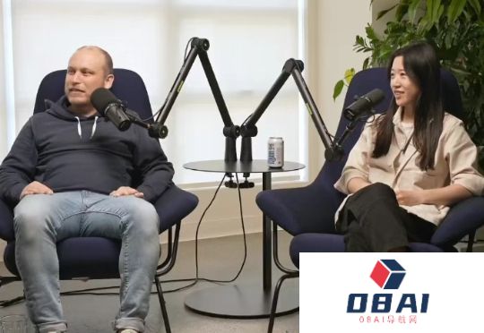 从亲密伙伴抢人，Cursor挖走ClaudeCode两位核心人物