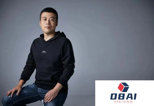 做AI眼镜，为什么一定要有定制化大模型|对话雷鸟创始人李宏伟