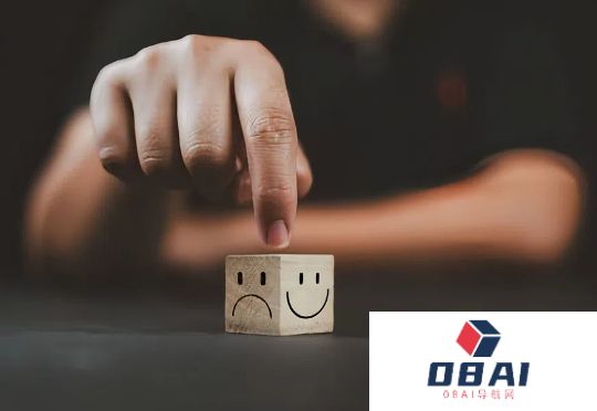 进校园、拿数据、转C端，他们找到了AI心理的商业黄金法则