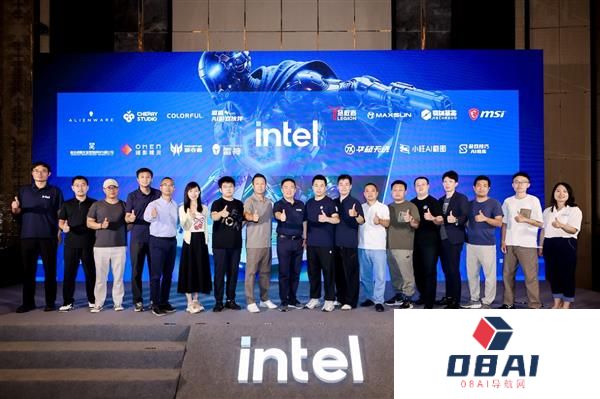 英特尔AIPC应用新突破！三大应用重磅上线