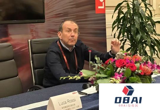 扛起联想75%营收的男人，对2025年AI硬件做出六点预测