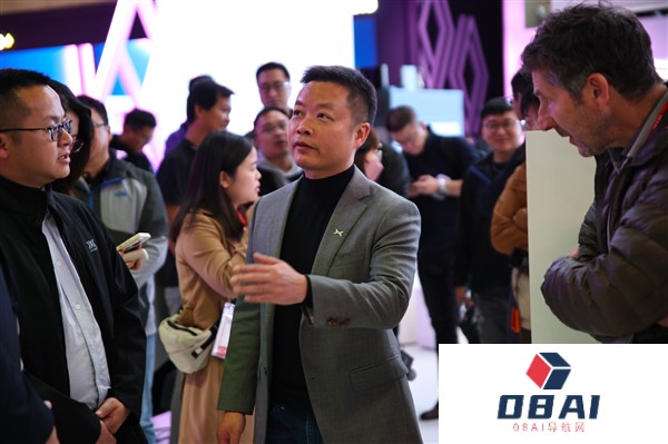 何小鹏：未来预计汽车公司的年研发投入达500亿元300亿用于AI领域